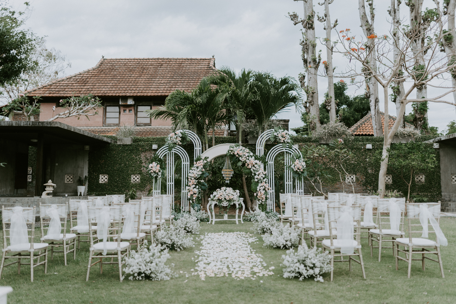 Venue and Rooms Alindra
